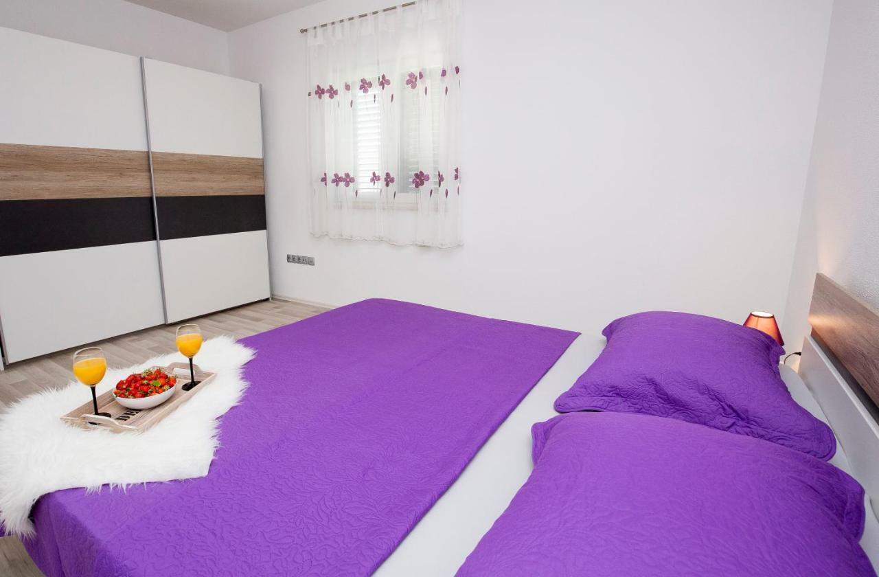 Holiday House M&A&K With Swimming Pool Kastel Stafilic Ngoại thất bức ảnh