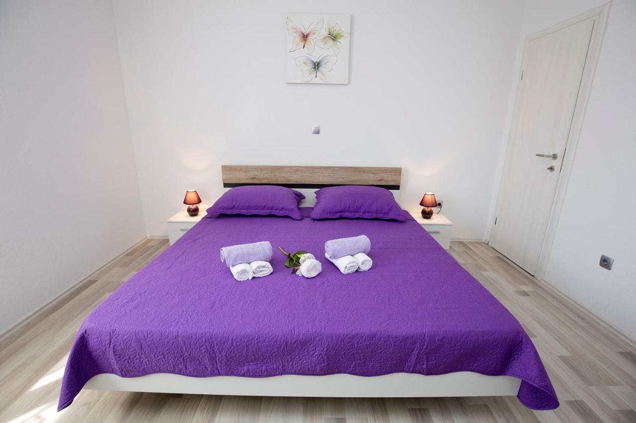 Holiday House M&A&K With Swimming Pool Kastel Stafilic Ngoại thất bức ảnh