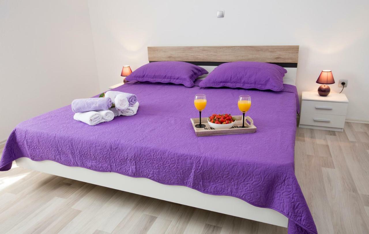 Holiday House M&A&K With Swimming Pool Kastel Stafilic Ngoại thất bức ảnh